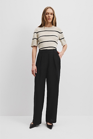 Organically Grown Linen Tuck Front Pant