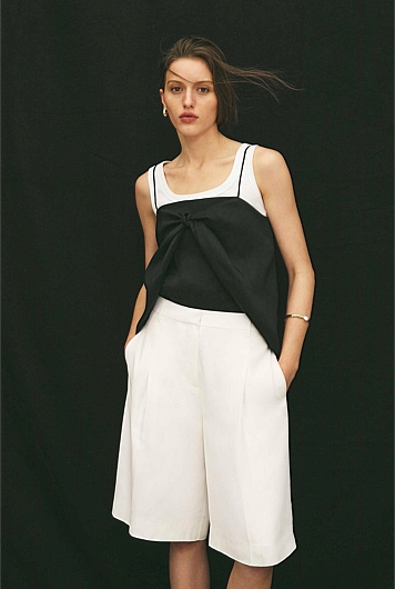 Crepe Bermuda Short