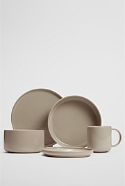 Souk 16-Piece Dining Set