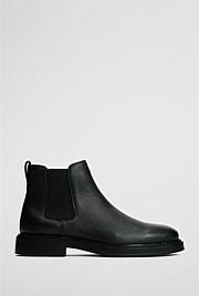 Travis Boot