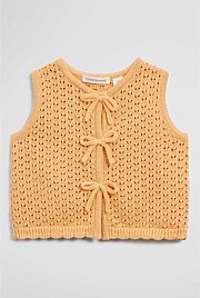 Sleeveless Scallop Knit Top
