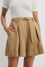 Pleat Front Short