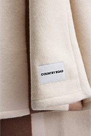 Rivana Throw