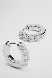 Eva Pearl Hoop Earring