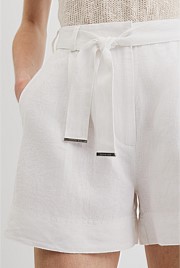 Organically Grown Linen Tuck Front Short