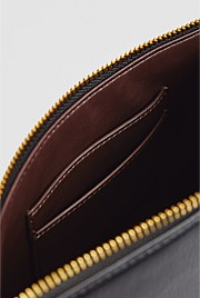 CR Essential Pouch