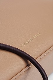 CR Essential Pouch