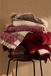 CR x Waverley Mills Rhys Throw
