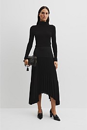 Josephine Heel