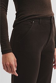 Crop Curve Jean