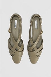 Mila Flat