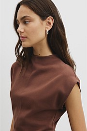Extend Shoulder Top