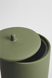 Alora Roll Holder