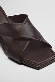 Lily Heel