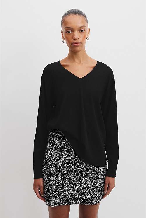 Merino Wool V-Neck Neck
