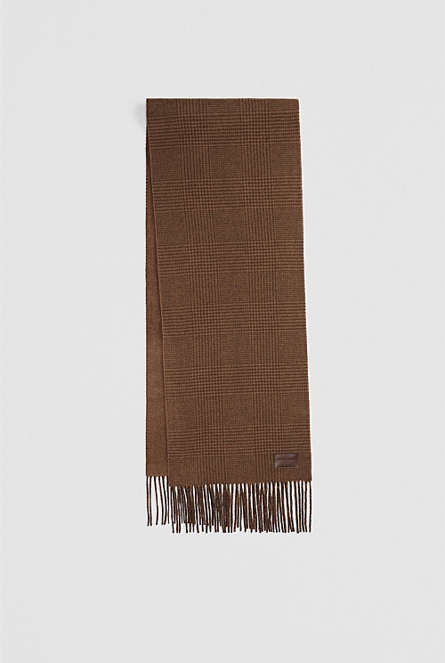 Fringed Woven Scarf