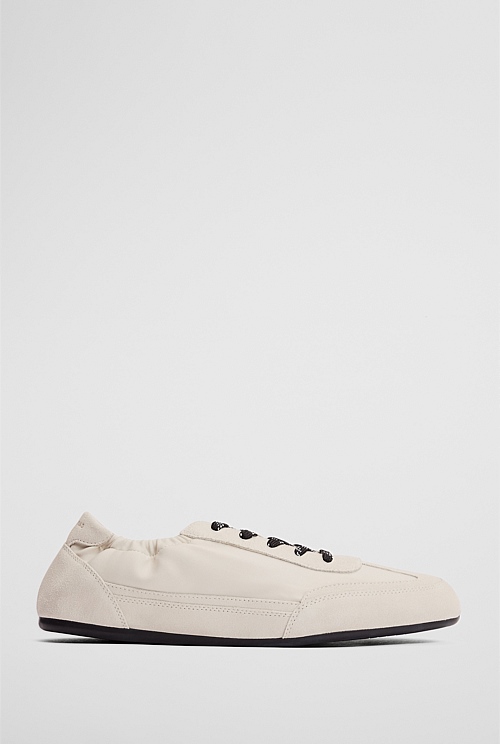 Mica Sneaker