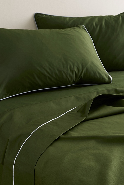 Dita Organically Grown Cotton Queen Flat Sheet Dita Organically Grown Cotton Queen Flat Sheet