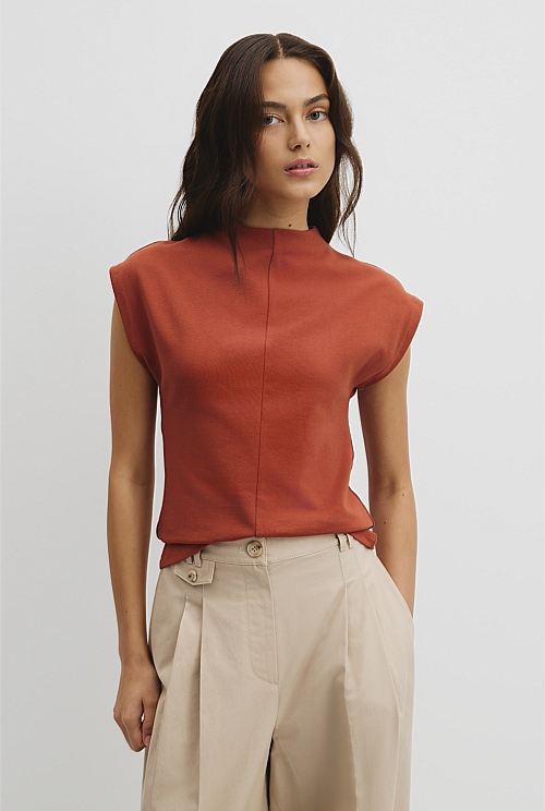 Extend Shoulder Top Extend Shoulder Top