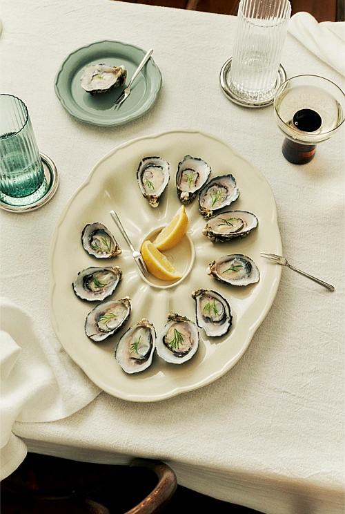 Luna 12 Piece Oyster Platter Luna 12 Piece Oyster Platter