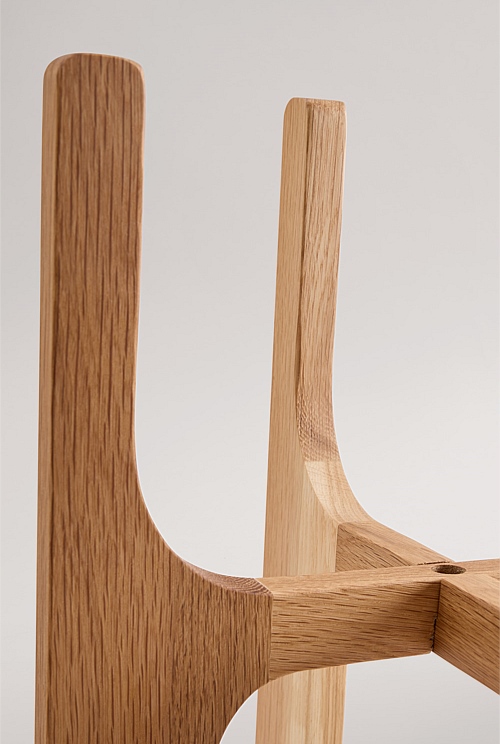 Andy Timber Plant Stand