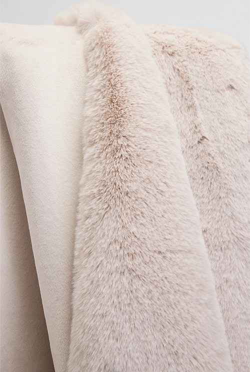 Hailey Recycled Polyester Blend Fur Throw