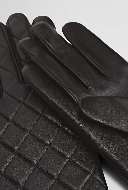 Quilted Glove