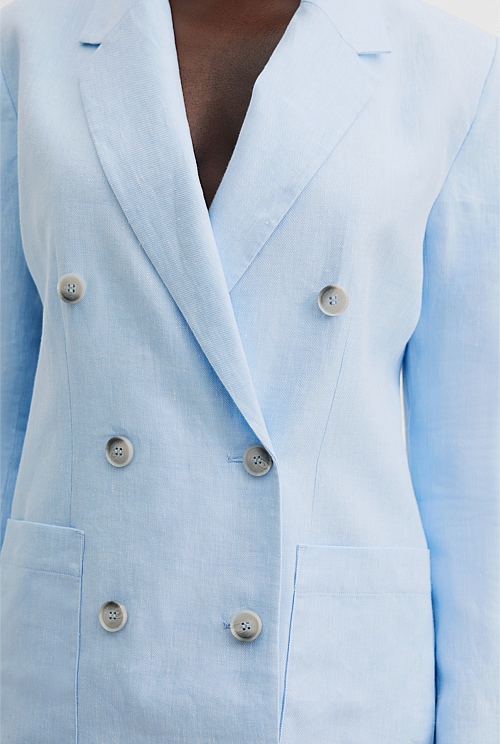 Organically Grown Linen Relaxed Blazer