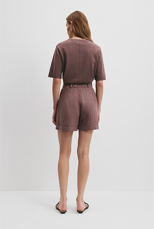 Organically Grown Linen Tuck Front Short