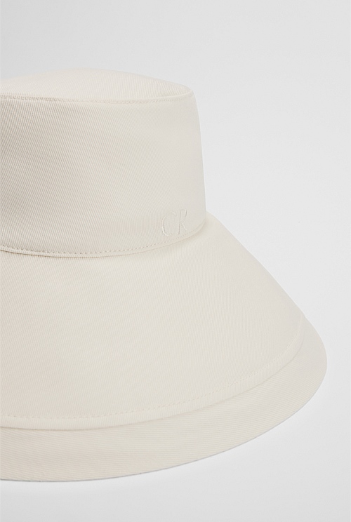 Wide Brim Bucket Hat