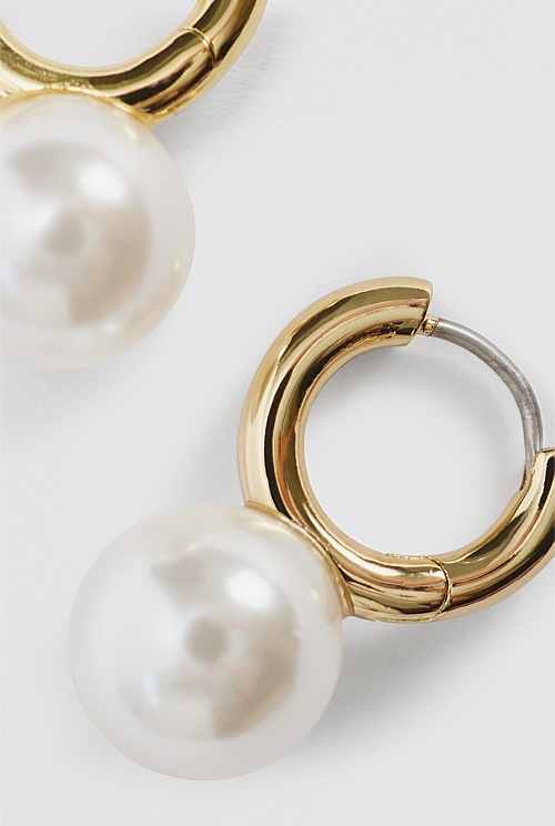 Sleeper Pearl Drop Earring