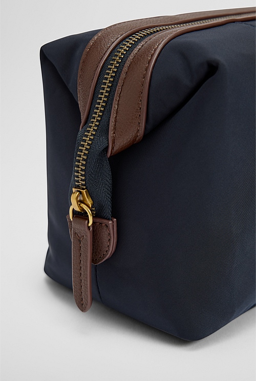 Recycled Polyester Landon Washbag