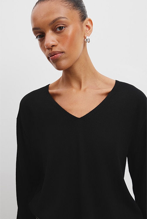 Merino Wool V-Neck Neck