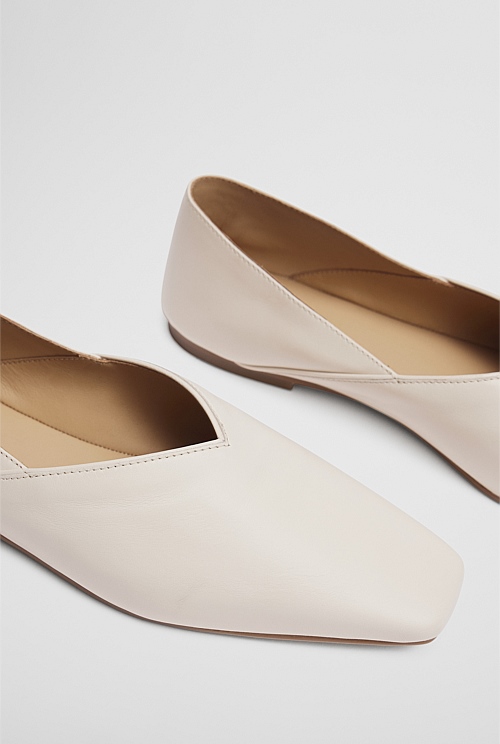 Valentine Flat