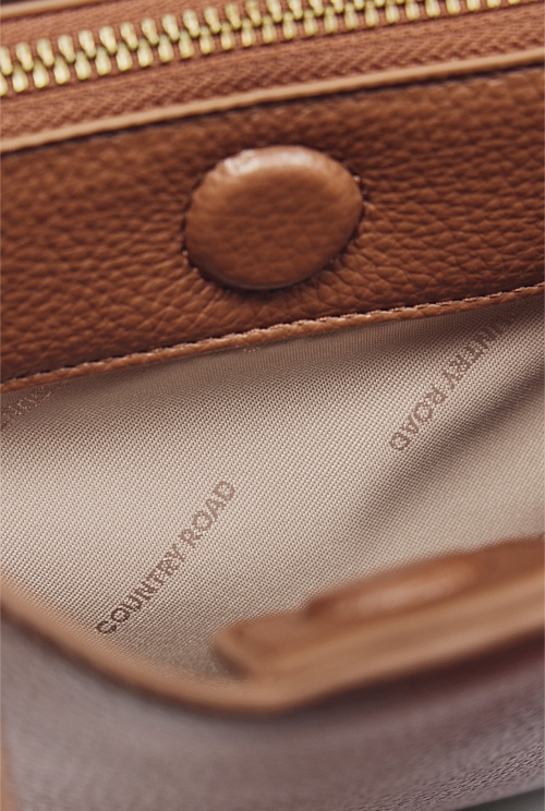 Middle Zip Crossbody Bag