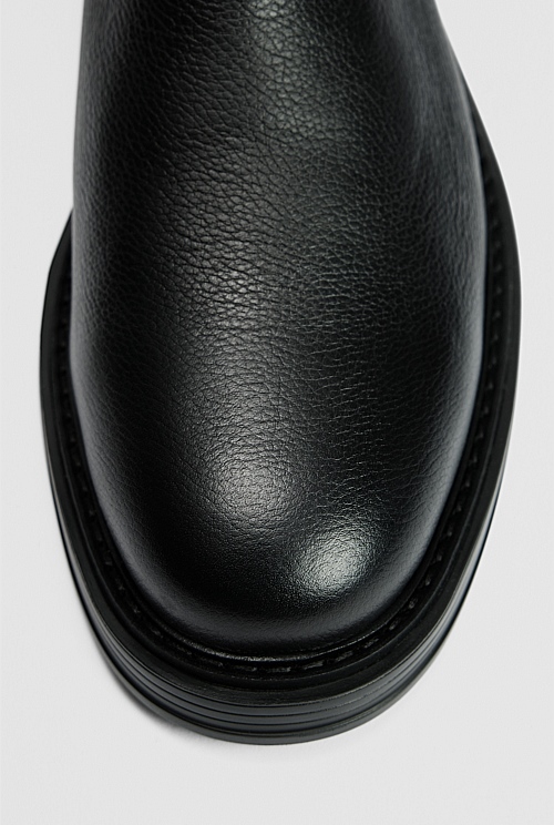 Travis Boot