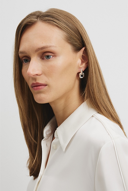 Jada Pendant Hoop