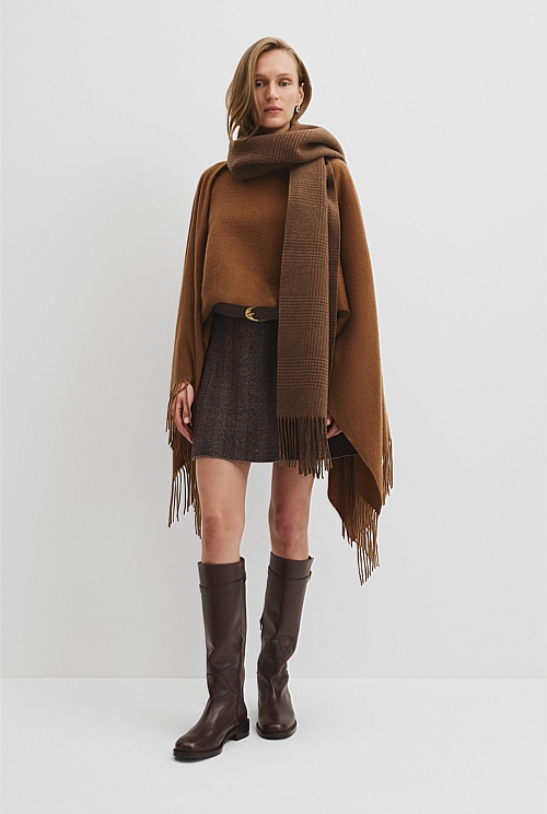 Fringed Woven Scarf