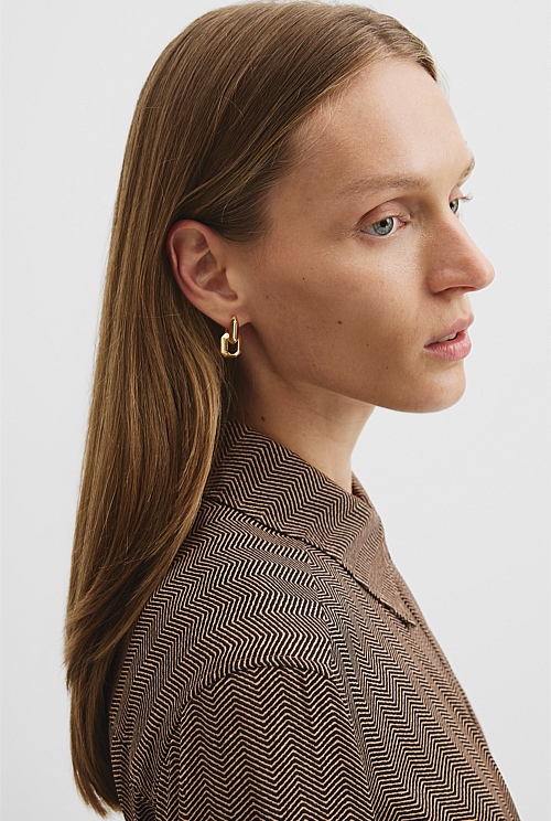 Jada Pendant Hoop