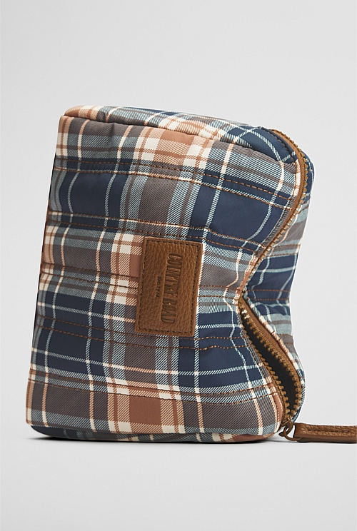 Check Wash Bag