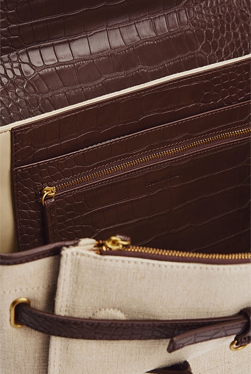 Top Flap Shoulder Bag Top Flap Shoulder Bag