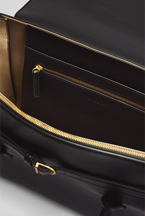 Top Flap Shoulder Bag Top Flap Shoulder Bag