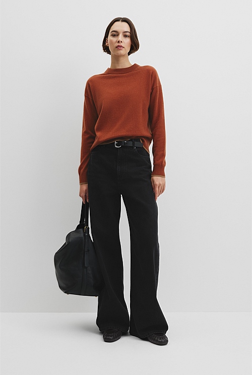 Tipped Crew Neck Knit