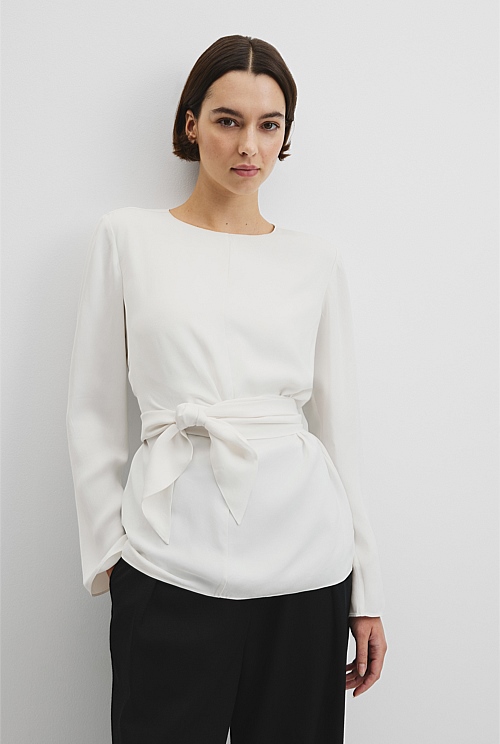 Twist Long Sleeve Blouse Twist Long Sleeve Blouse