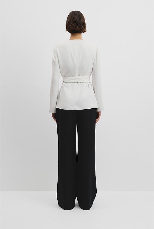 Twist Long Sleeve Blouse Twist Long Sleeve Blouse