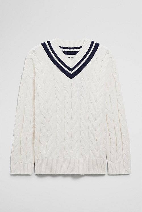 V-Neck Cable Knit V-Neck Cable Knit