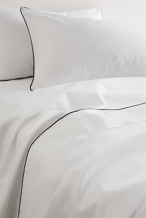 Dita Queen Fitted Sheet Dita Queen Fitted Sheet