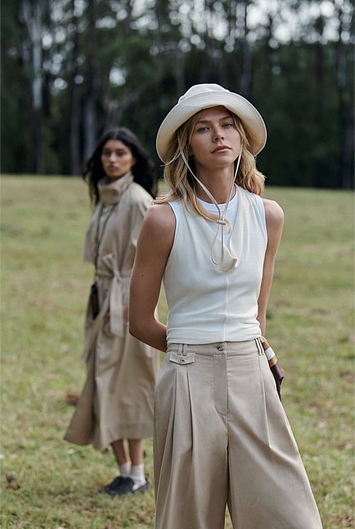 Tuck Front Pant