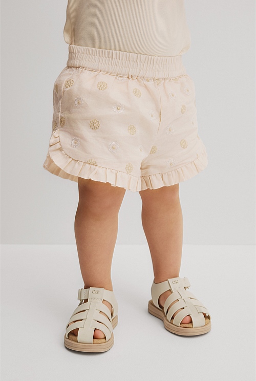 Pull On Embroidered Short Pull On Embroidered Short