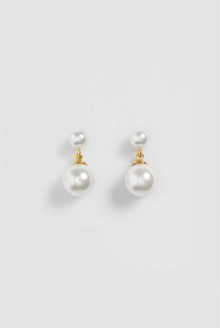 Mini Pearl Drop Earring